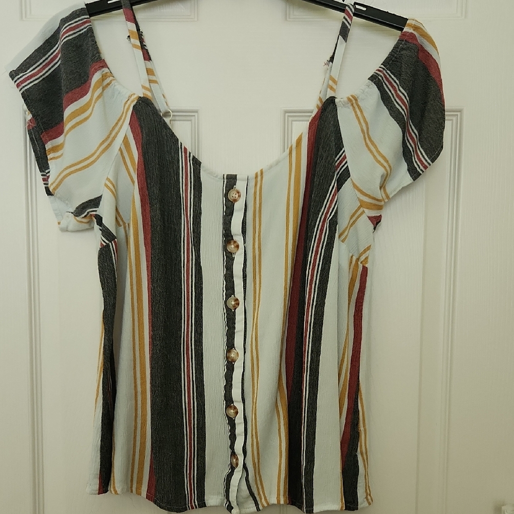 Torrid Black and White Fitted Cap Sleeve Blouse